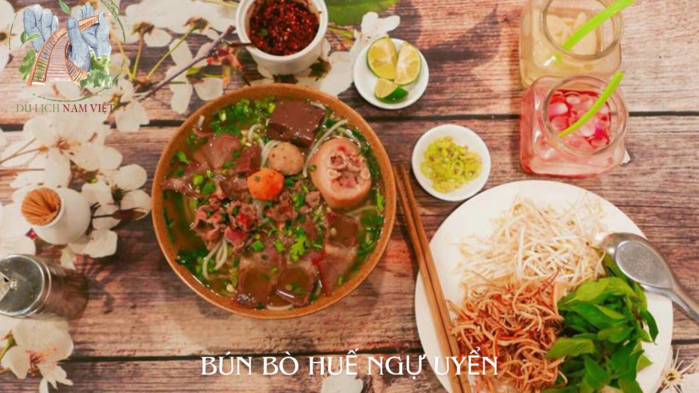 bún bò huế ngự uyển