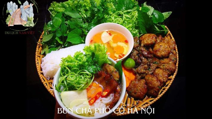 Bún Chả Phố Cổ Hà Nội: Hương Vị Đậm Chất Thủ Đô